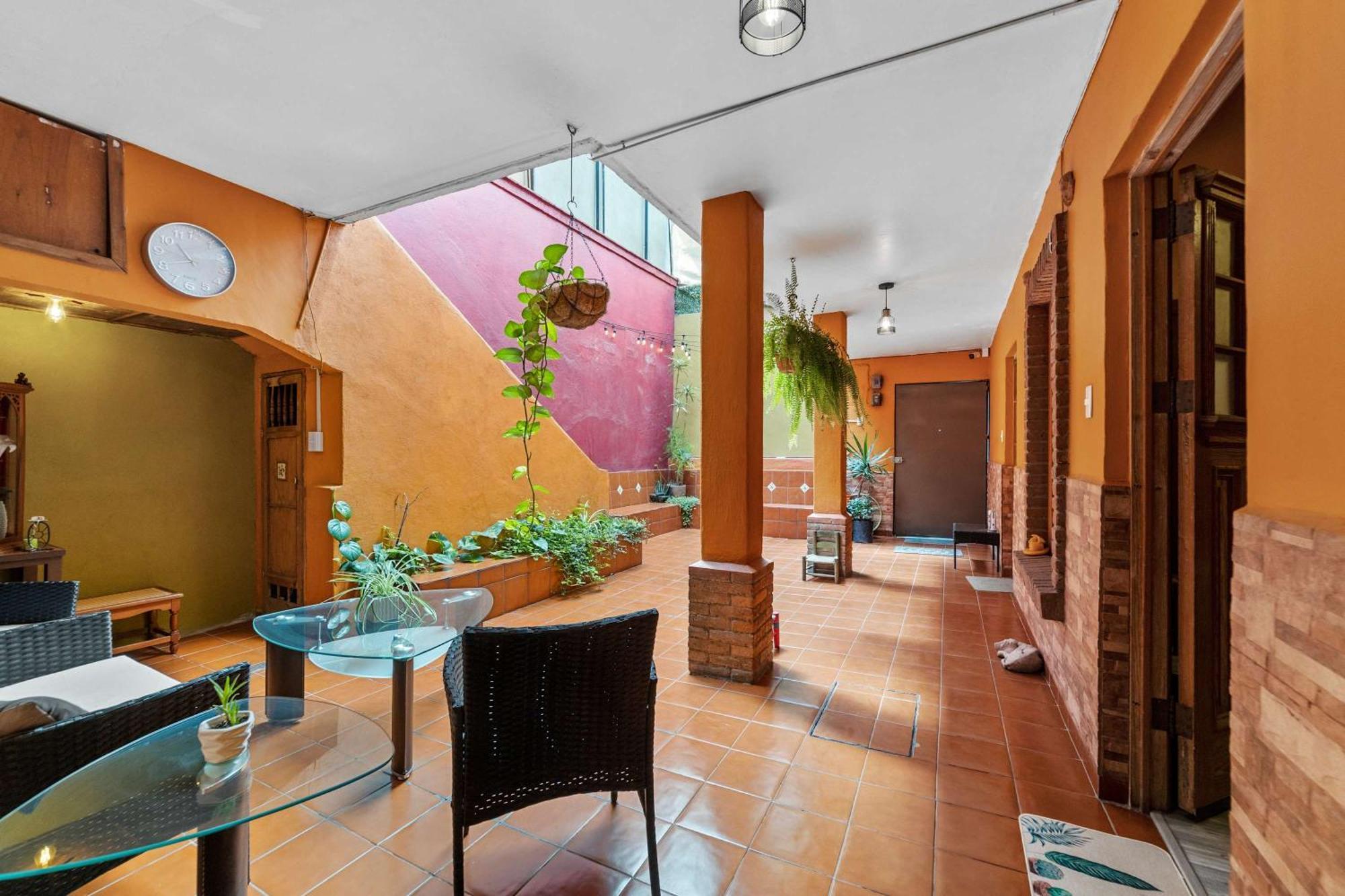 Charming 2-Bedroom Retreat In Lomas De Bezares Kota Meksiko Bagian luar foto